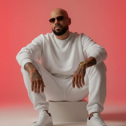 Rapper potiguar Breno Slick participa do Gringos Podcast em São Paulo