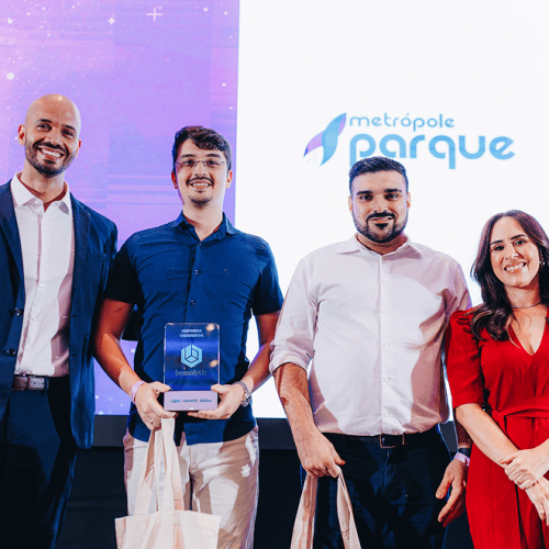 Metrópole Tech Awards reconhece empresas de destaque do ecossistema de inovação