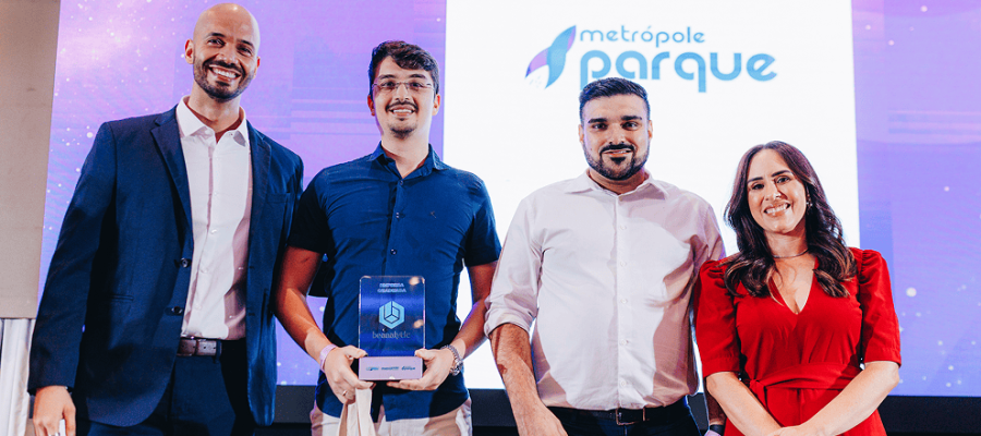 Metrópole Tech Awards reconhece empresas de destaque do ecossistema de inovação