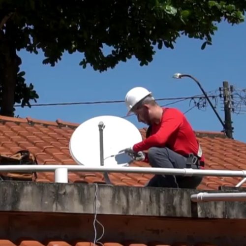 Parabólica tradicional vai sair do ar e prazo para pedir nova antena acaba dia 30 de junho