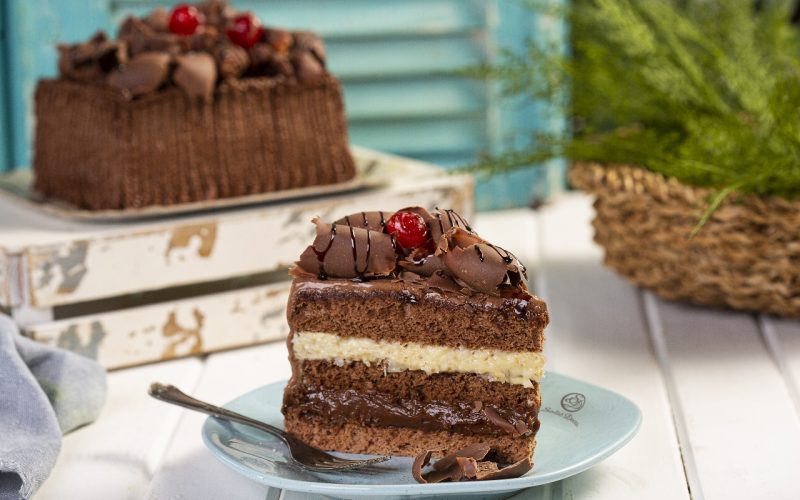 Cocada é destaque dos bolos com desconto em fevereiro na Sodiê Doces