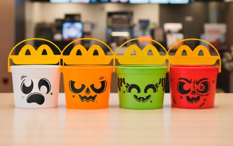 McLanche Feliz entra no clima de Dia das Bruxas com Buu Baldes
