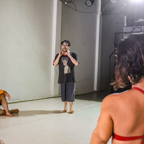 Bailarinos do Giradança fazem residência para montagem de novo espetáculo