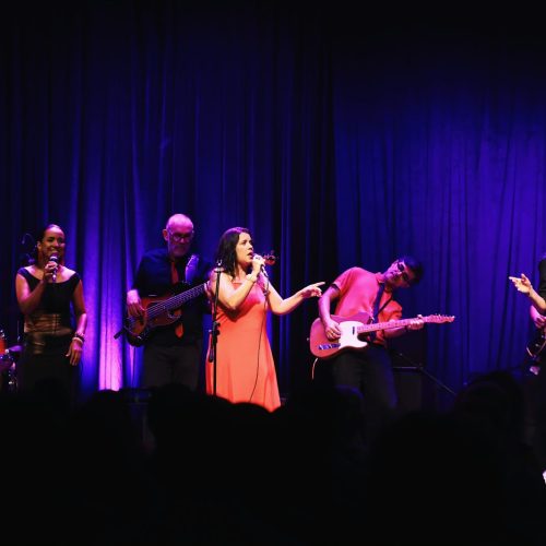 Mostra Levante reúne as cantoras Ângela Castro, Cinthia e Simona Talma, nesta sexta-feira (23), no Espaço Cultural Ruy Pereira