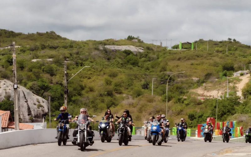 3º Motofest reúne motociclistas e shows de rock durante Festival Gastronômico de Monte das Gameleiras