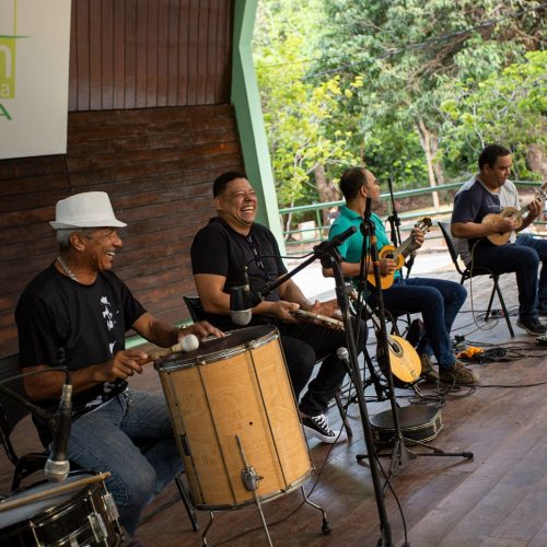 Som da Mata recebe o grupo Nem Choro Nem Vela em homenagem ao Dia Nacional do Choro