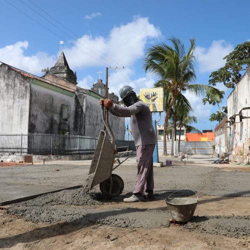 Governo do RN retoma obras de requalificação de praças históricas em Natal