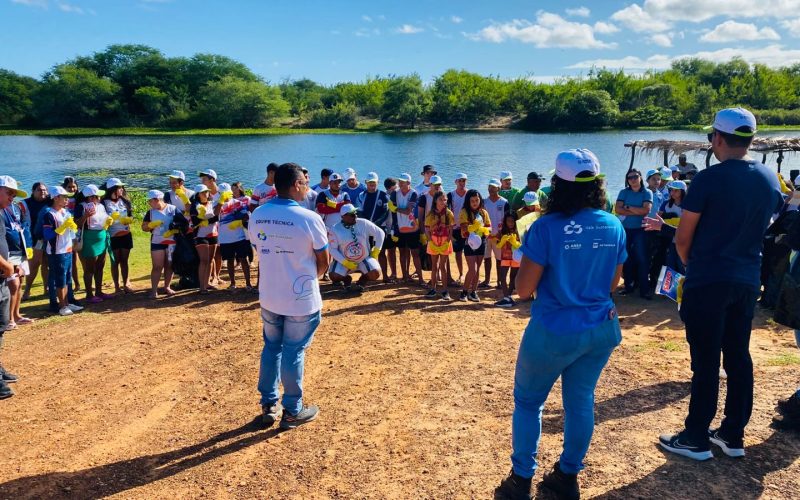 Projeto Vale Sustentável promove capacitação e limpeza de rio, no município de Pendências
