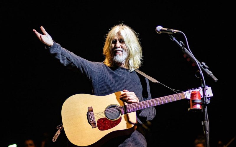 Oswaldo Montenegro traz novo show a Natal no dia 25 de abril