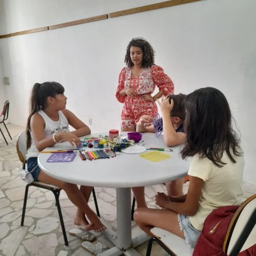 Estudante da UFRN promove oficina de carnaval com moradores de Santana do Matos