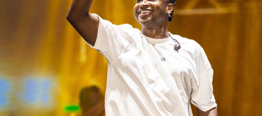 Samba Brasil Natal reúne Thiaguinho, Belo, Sorriso Maroto e mais quatro atrações na Arena das Dunas