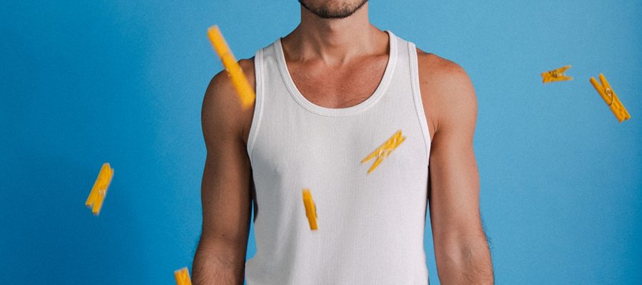 TIAGO IORC celebra os dez anos do sucesso de ´Troco Likes´ com turnê comemorativa