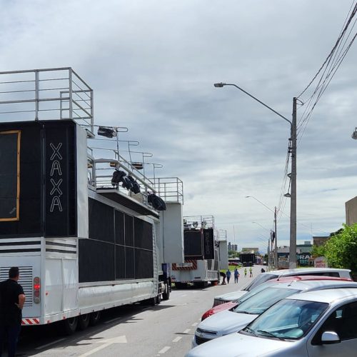 Trios elétricos chegam em Mossoró para o Pingo da Mei Dia; Festa acontece nesse sábado (1)