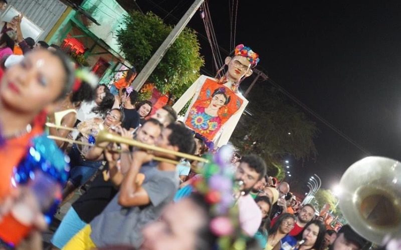 Bloco Alô Frida promove o primeiro encontro de bonecos gigantes do Carnaval de Mossoró