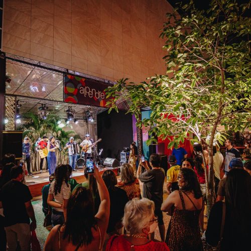 Shows de Tanda Macedo e Segundo Sanfoneiro animam São João do Natal Shopping