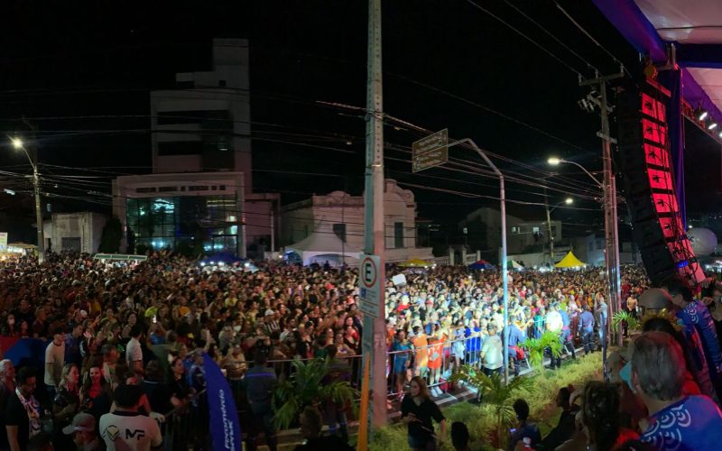 Sesc Parada na Ladeira abre lote extra para retirada de abadás solidários