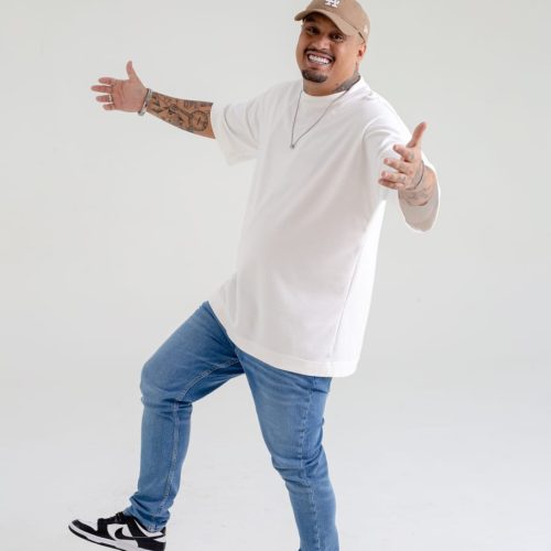 Com show de Thiago Soares, “Cola Que é Zoeira” agita a Arena das Dunas no mês de março