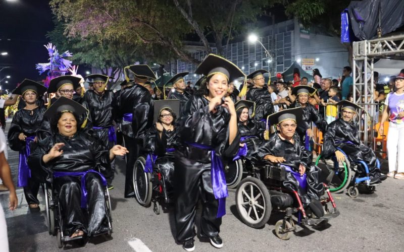 Acadêmicos do Morro levou a inclusão ao desfile das escolas de samba de Natal