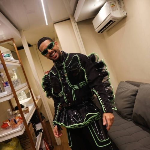 Com hits em destaque, Pedro Sampaio traz sucessos e muita animação à Secretta