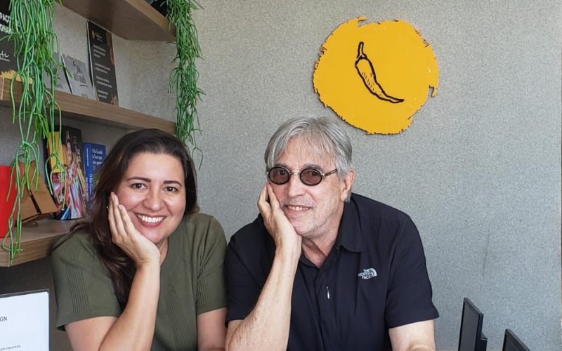Ivan Lins distribui simpatia em almoço no Effó Restaurante, em Natal