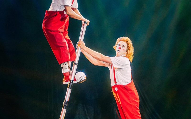 Circo Americano leva alegria às crianças do Hospital Infantil Varela Santiago