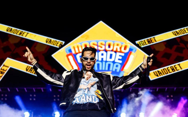 Henry Freitas fecha a primeira semana de shows do Mosssoró Cidade Junina 2024