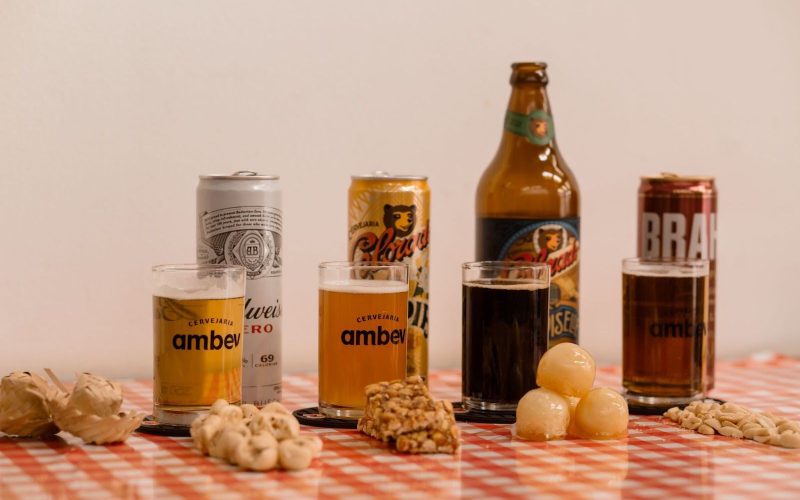 Ambev oferece tour cervejeiro gratuito e ensina a harmonizar cerveja com comidas típicas