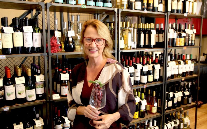 Home Center oferece Workshop “Sabores e Aromas” com a Sommelier Simone Farret