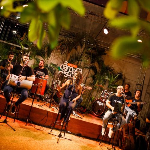 Hoje tem show gratuito do Ribeira Boêmia no Natal Shopping; Festa começa as 19h