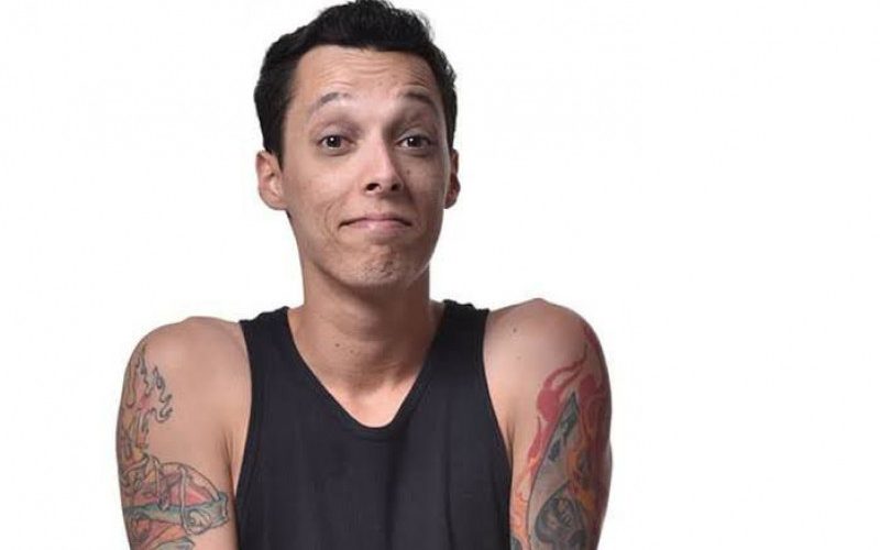 Nil Agra faz show no Natal Comedy Club com o solo ‘Piadas em Construção’ no dia 15 de agosto