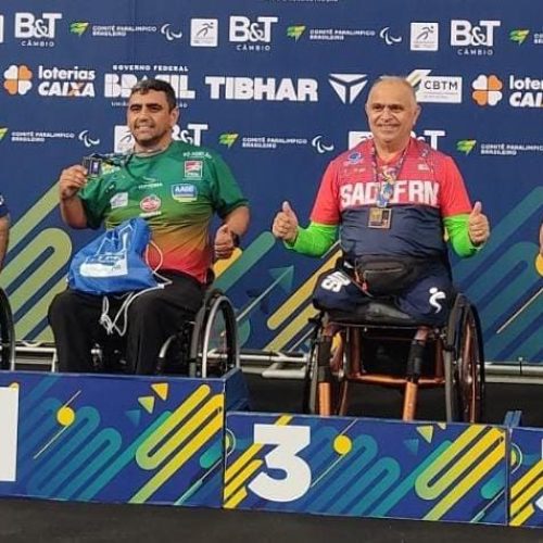 Aos 60 anos, paratleta da Sadef lidera ranking nacional de tênis de mesa paralímpico