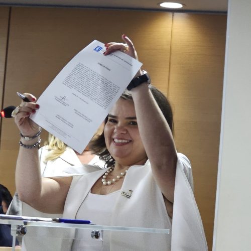 Reitora da Uern toma posse como presidente de Associação Brasileira de Universidades