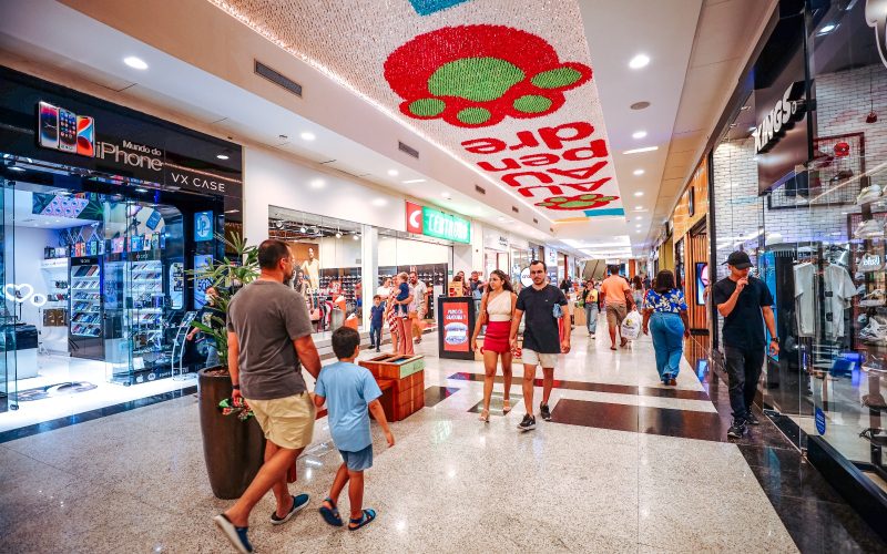 Sale Week do Natal Shopping movimenta varejo com descontos reais