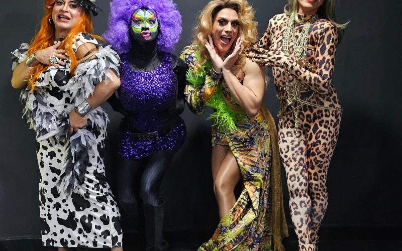 Xoxada Drag e Tiago Souza agitam o final de semana no Natal Comedy