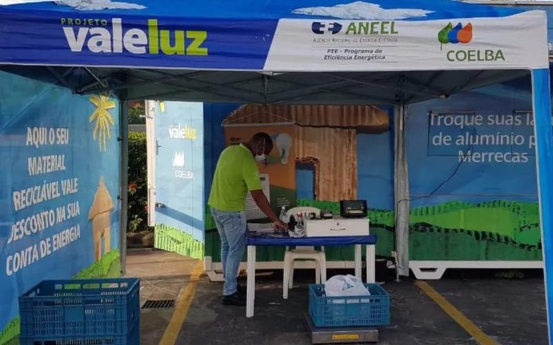 Projeto Vale Luz da Neoenergia chega na unidade da Ferreira Costa em Natal