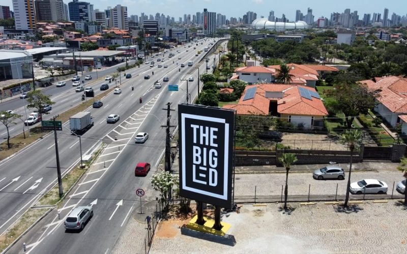 Natal ganha o maior painel de LED de rua do Nordeste; Saiba onde fica