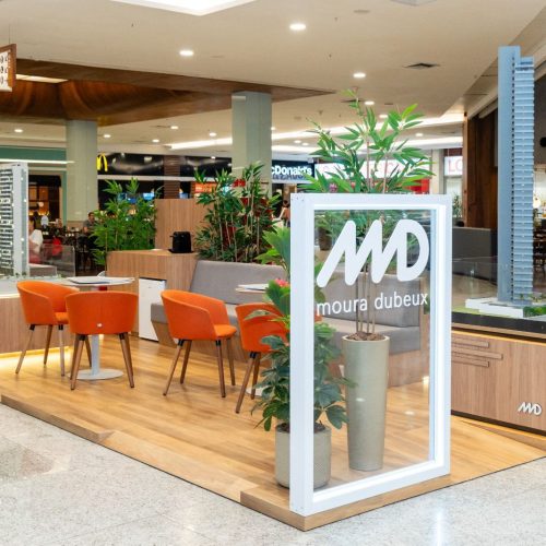 Moura Dubeux inaugura stand no Natal Shopping