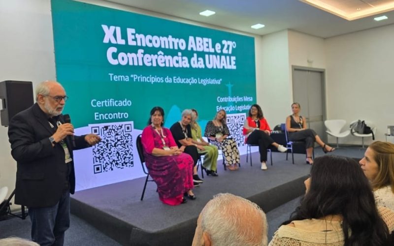 Unale 2024: Diretor da Escola da Assembleia da ALRN destaca educação legislativa