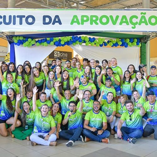 Famílias celebram conquistas nesta segunda com o “Circuito da Aprovação”