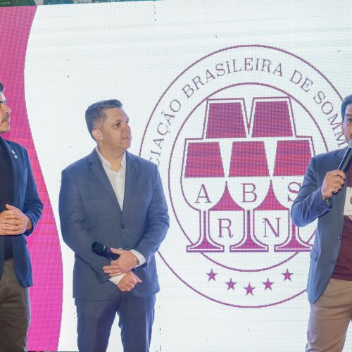 Associação Brasileira de Sommeliers empossa diretoria no RN e prepara programação 2025