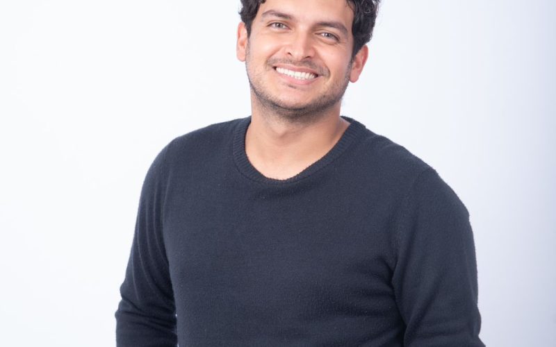 Comediante mineiro Victor Ahmar e projeto Conexão Nordeste agitam o Natal Comedy