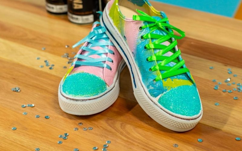 Saiba o que fazer com makes, lantejoulas e fantasias que sobraram do Carnaval