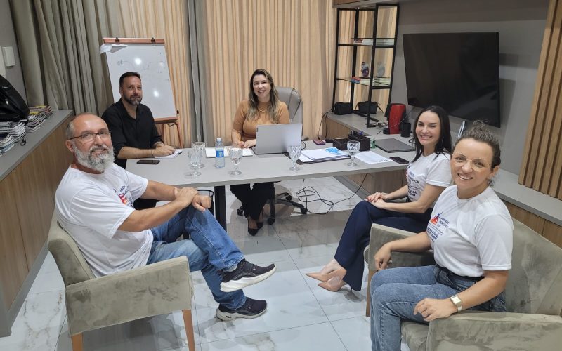 Iper e Escola Santos Dumont: Transformando o Futuro de Jovens