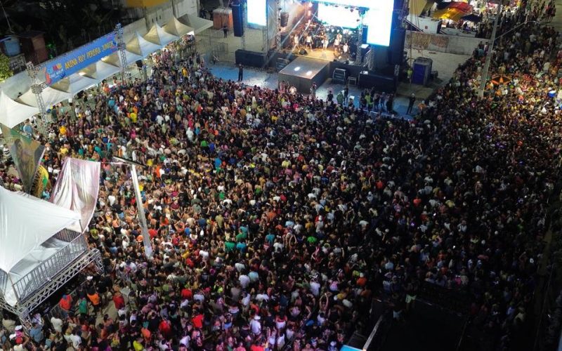 Confira as atrações deste sábado (14) no Carnaval de Natal 2026