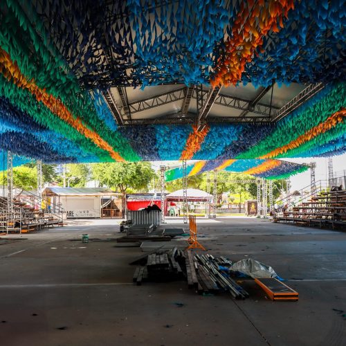 Palco das quadrilhas, Arena Deodete Dias está em fase de finalização da montagem