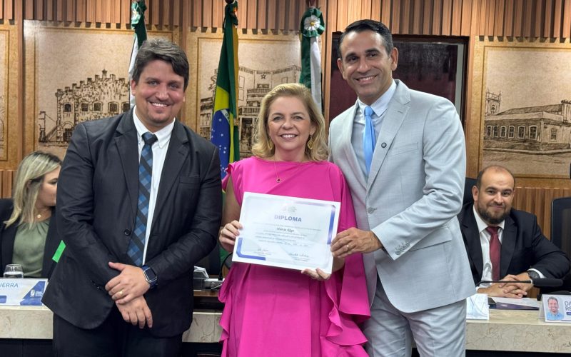 Unimed Natal é homenageada pela Câmara Municipal como parceira da ExpoEduc