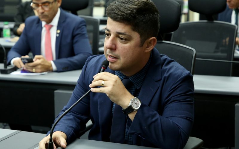 PL que proíbe cobrança adicional para alunos com deficiência é aprovado em Natal