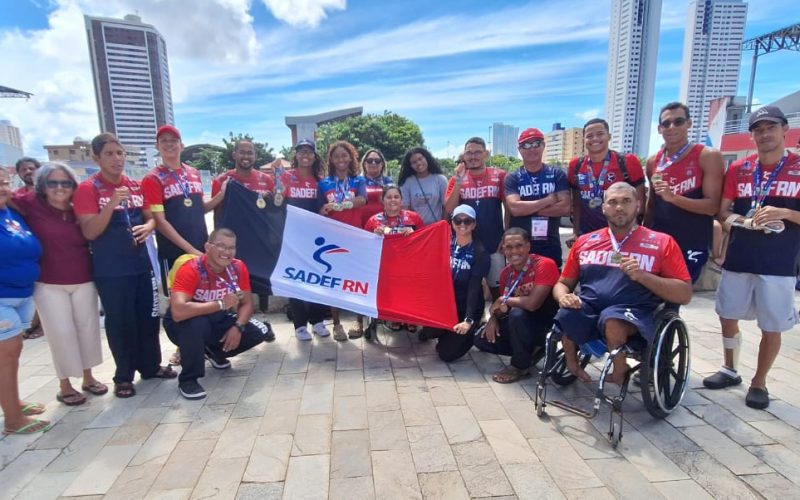 Unindo experiência e juventude, Sadef conquista 30 ouros no Meeting Paralímpico