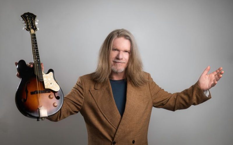 Humberto Gessinger celebra álbuns acústicos dos “Engenheiros” em show especial em Natal
