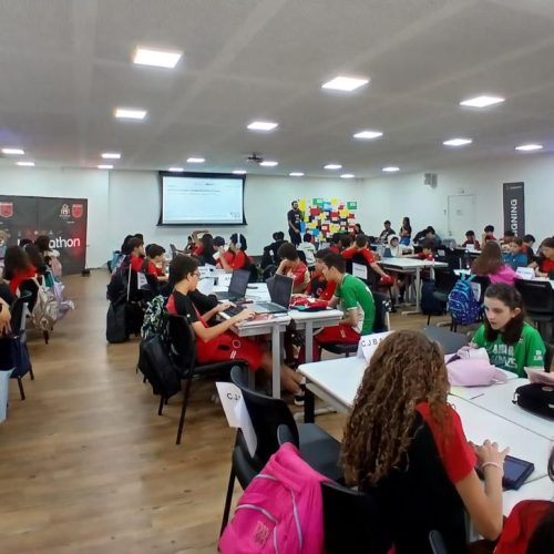 Maratona de criatividade da Maple Bear Natal discute ética no ambiente digital